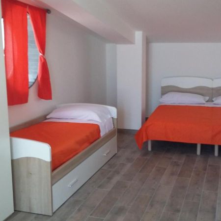 Casa Vacanza Miramare Portopalo Di Capo Passero Buitenkant foto