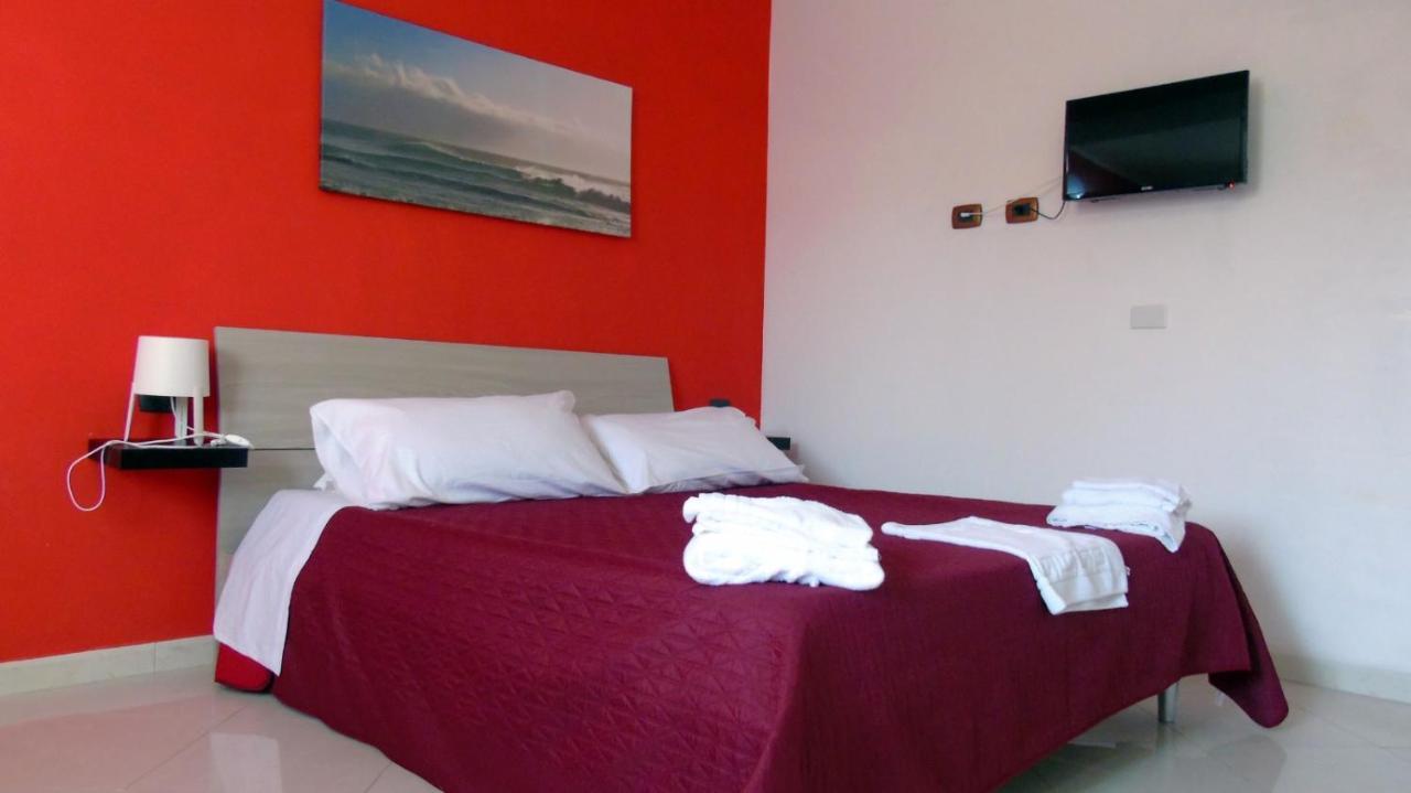 Casa Vacanza Miramare Portopalo Di Capo Passero Buitenkant foto